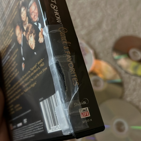 Carol Burnett Show DVD Set - Carol’s Favorites- 6 discs plus bonus 7th. -Used - Picture 14 of 15